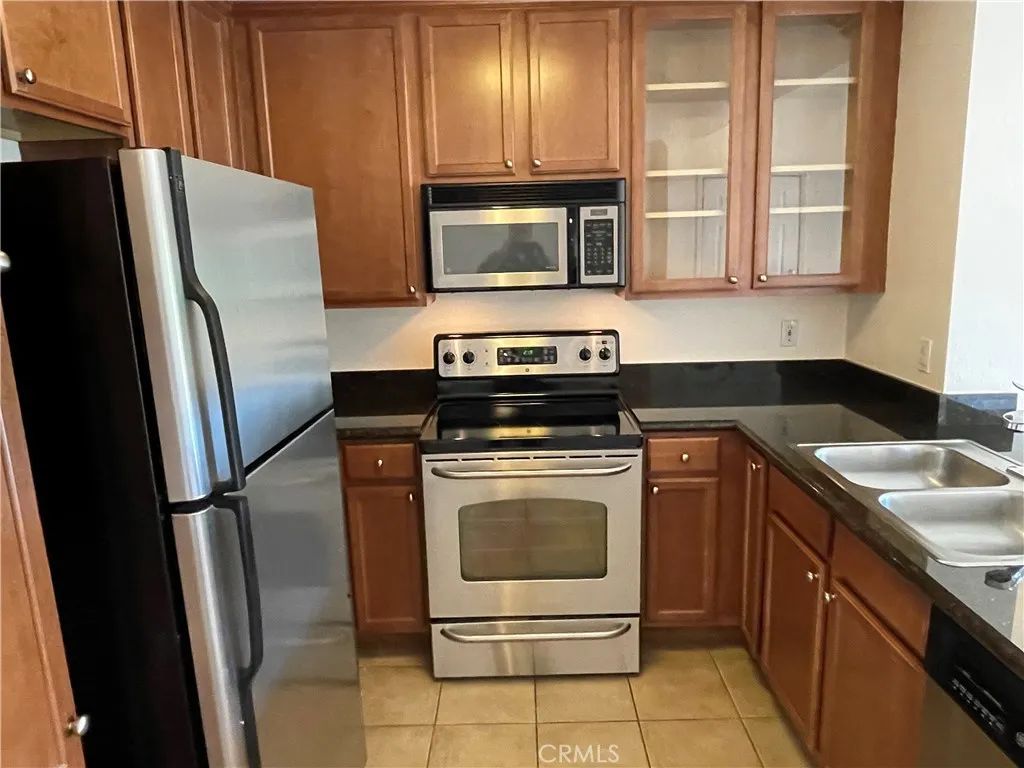1965 Las Colinas Circle 308, Corona, CA 92879