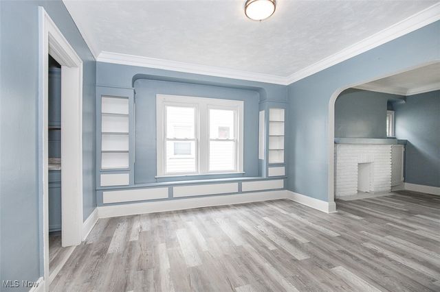 10204 Parkview Avenue, Garfield Heights, OH 44125