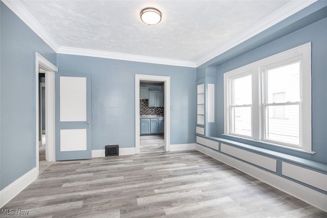 10204 Parkview Avenue, Garfield Heights, OH 44125