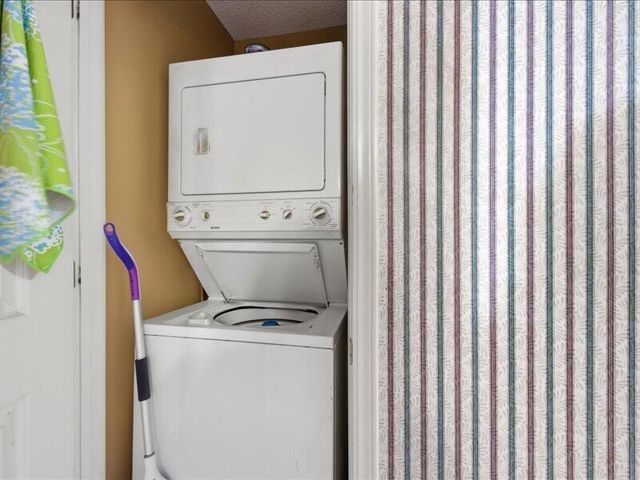 31990 S 624 B7, Grove, OK 74344