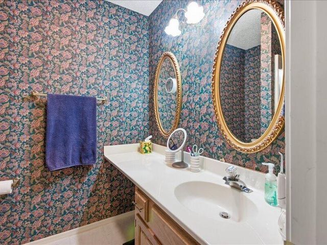 31990 S 624 B7, Grove, OK 74344