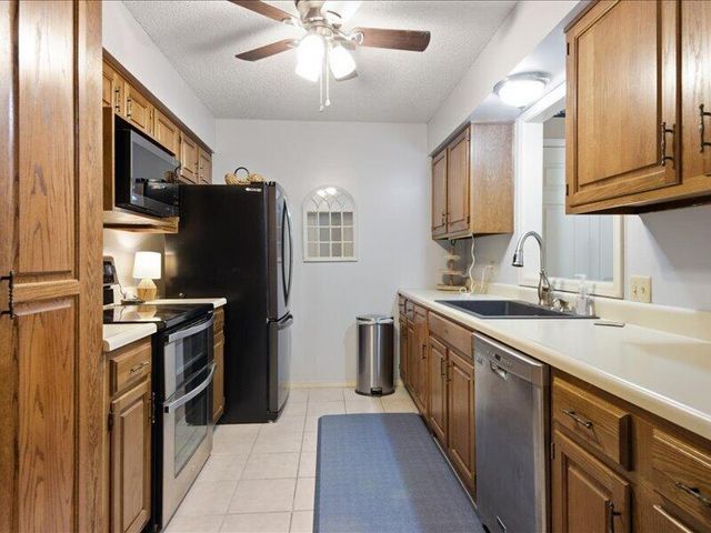 31990 S 624 B7, Grove, OK 74344