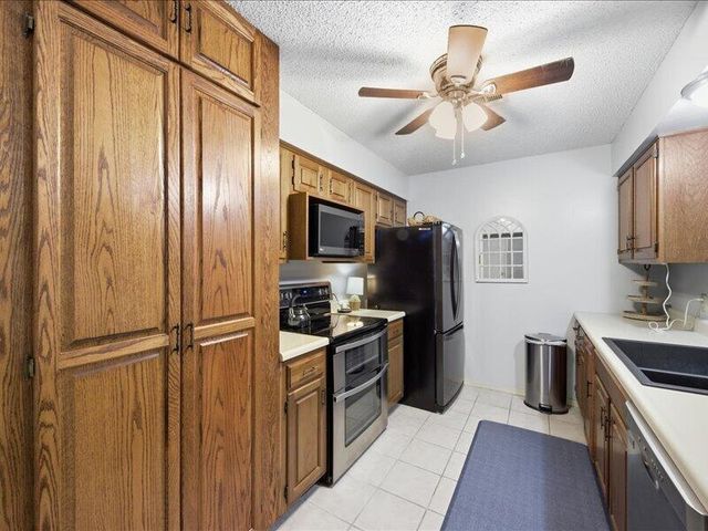 31990 S 624 B7, Grove, OK 74344