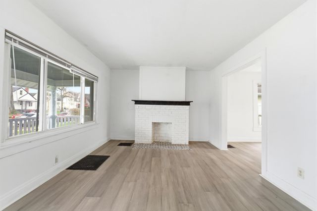 1266 E 22nd Avenue, Columbus, OH 43211