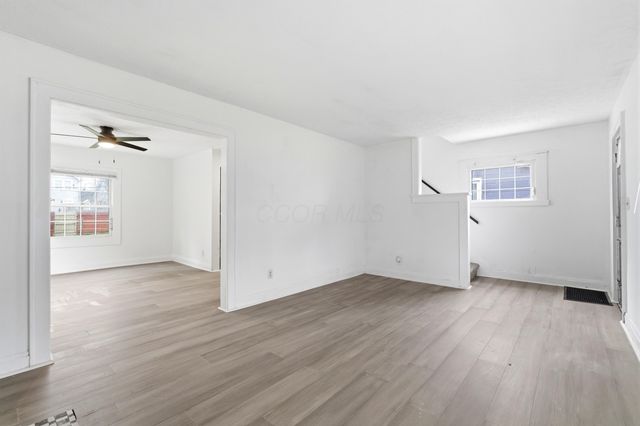 1266 E 22nd Avenue, Columbus, OH 43211