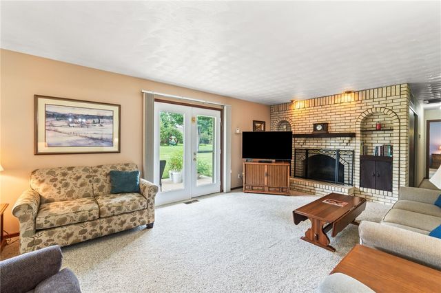 845 Burnside Drive, Tipp City, OH 45371