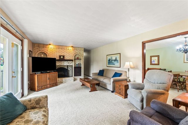 845 Burnside Drive, Tipp City, OH 45371