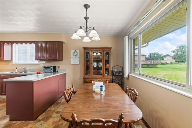 845 Burnside Drive, Tipp City, OH 45371