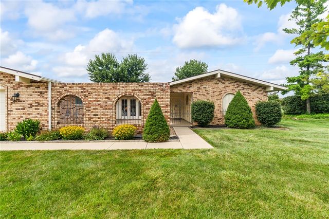 845 Burnside Drive, Tipp City, OH 45371