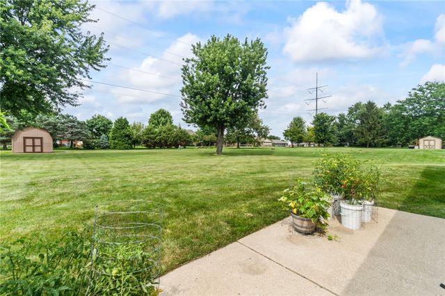 845 Burnside Drive, Tipp City, OH 45371