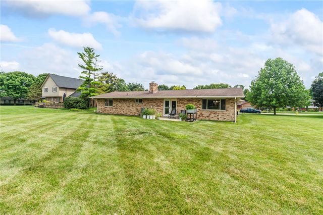 845 Burnside Drive, Tipp City, OH 45371