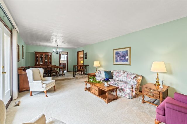 845 Burnside Drive, Tipp City, OH 45371