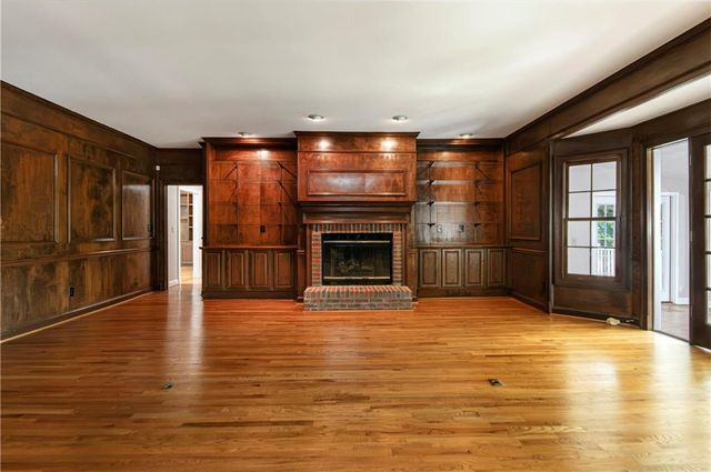 1985 Birmingham Road, Alpharetta, GA 30004