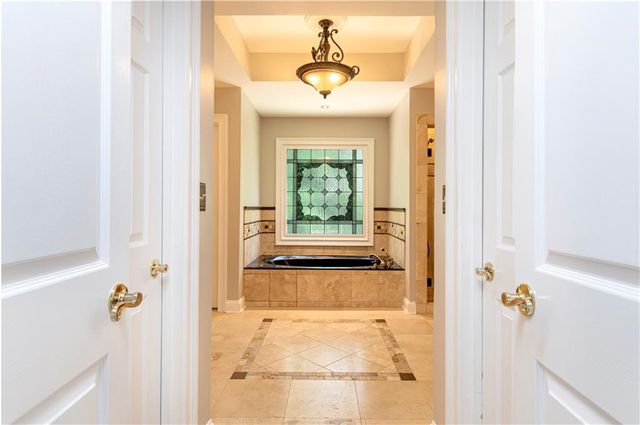 1985 Birmingham Road, Alpharetta, GA 30004