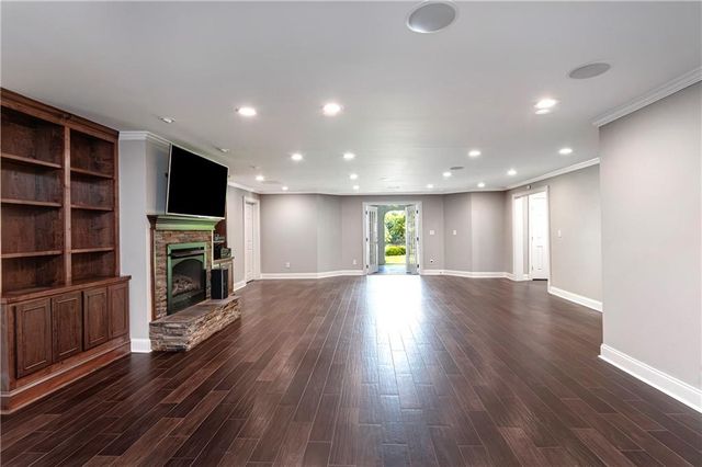 1985 Birmingham Road, Alpharetta, GA 30004