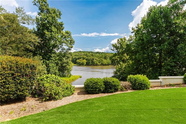1985 Birmingham Road, Alpharetta, GA 30004