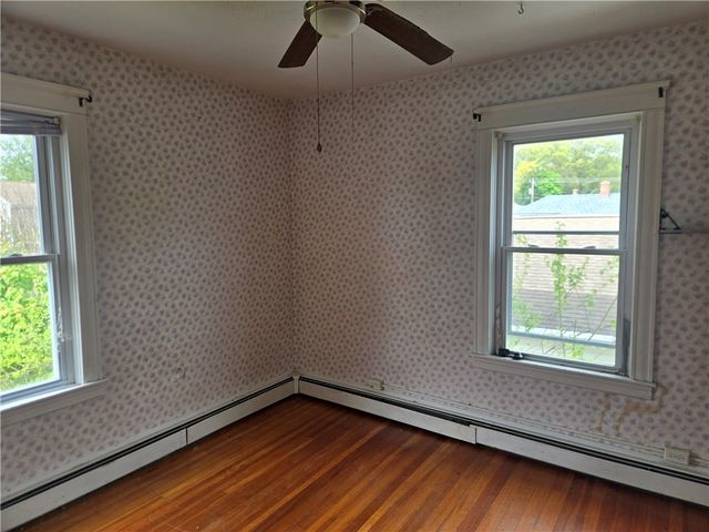 30 Cumberland Street, Cumberland, RI 02864