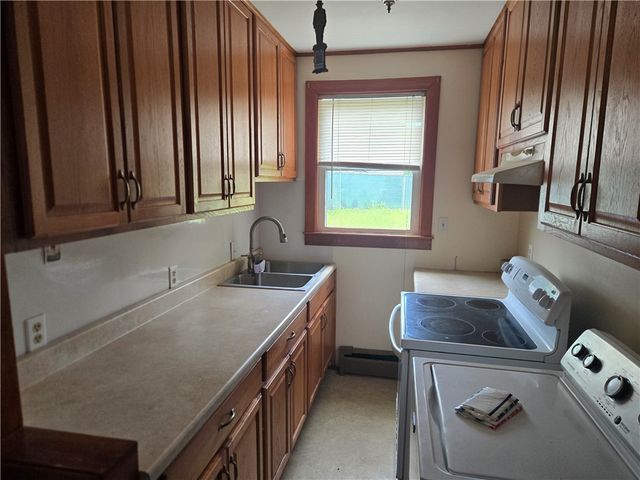 30 Cumberland Street, Cumberland, RI 02864