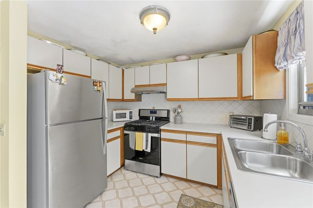 63 Esmond Street A, Smithfield, RI 02917