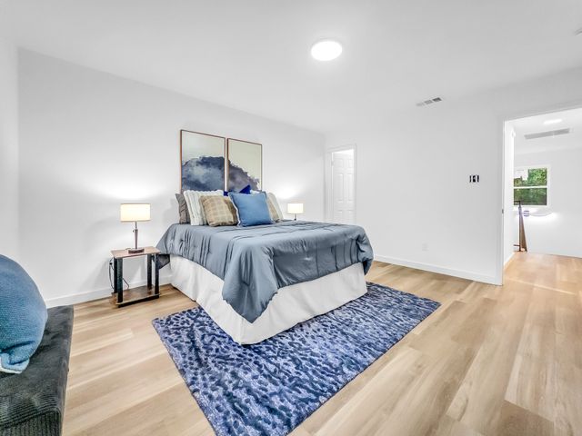 834 Brian Drive, Grand Prairie, TX 75052