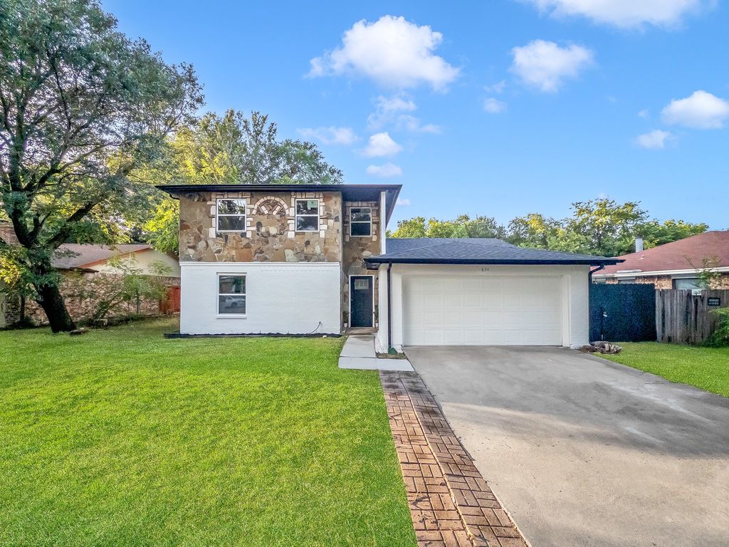 834 Brian Drive, Grand Prairie, TX 75052