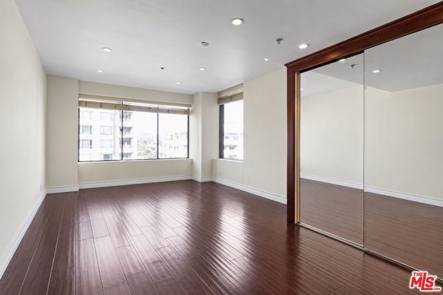 10724 Wilshire Boulevard 1107, Los Angeles, CA 90024