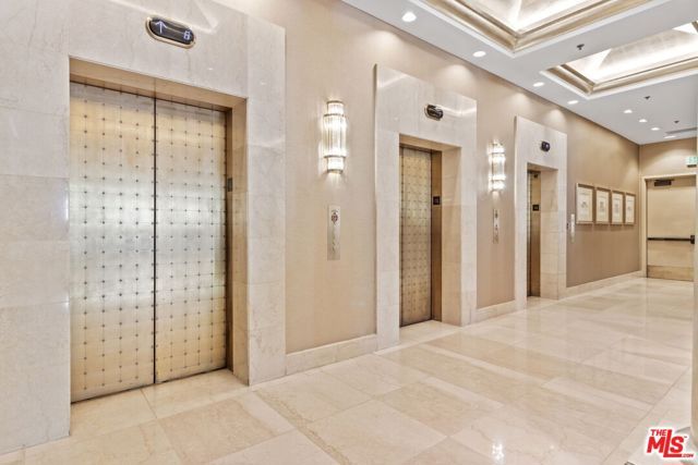10724 Wilshire Boulevard 1107, Los Angeles, CA 90024
