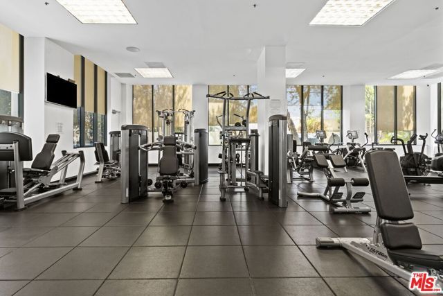10724 Wilshire Boulevard 1107, Los Angeles, CA 90024