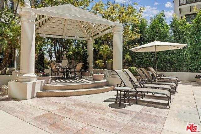 10724 Wilshire Boulevard 1107, Los Angeles, CA 90024