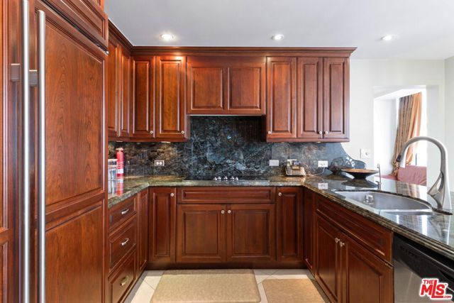 10724 Wilshire Boulevard 1107, Los Angeles, CA 90024