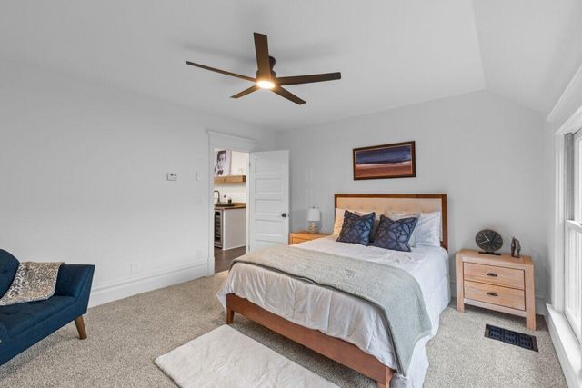 1332 Dodge STREET, Lake Geneva, WI 53147