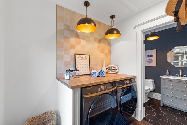 1332 Dodge STREET, Lake Geneva, WI 53147