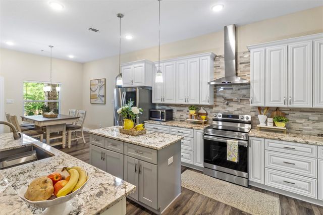 13336 Lake Breeze Lane, Willis, TX 77318