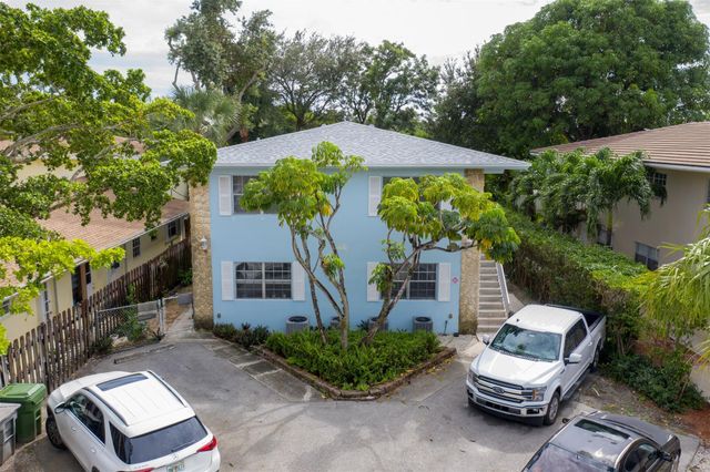 808 SE 13th St 2, Fort Lauderdale, FL 33316