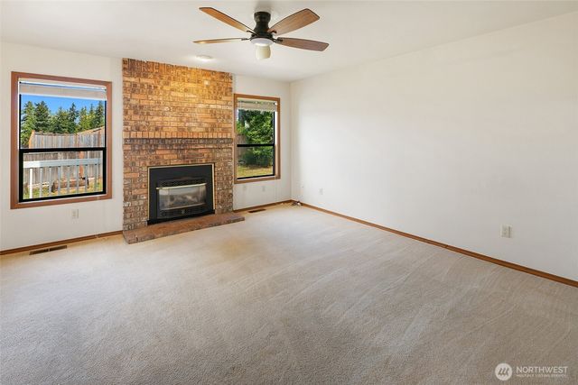 7217 67th Place NE, Marysville, WA 98270