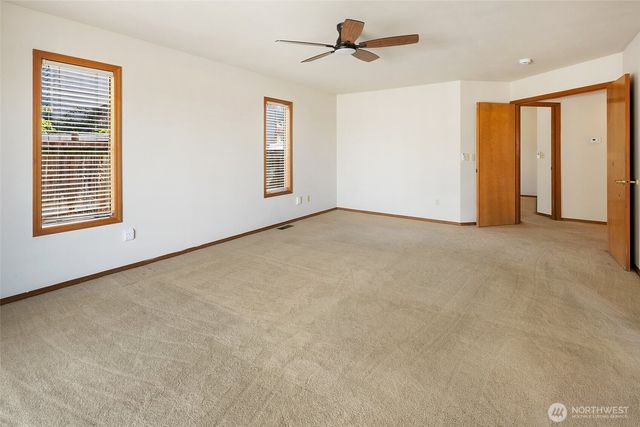 7217 67th Place NE, Marysville, WA 98270