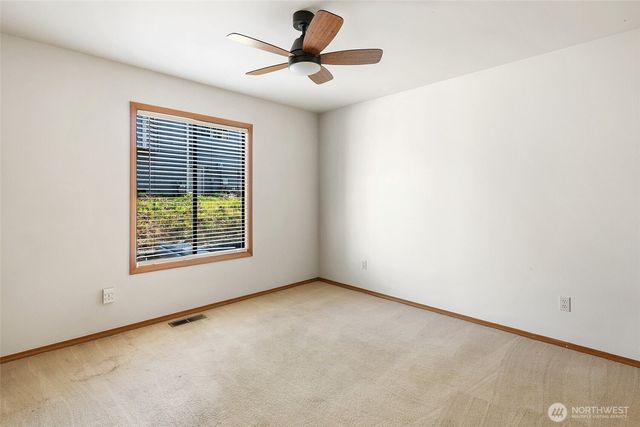 7217 67th Place NE, Marysville, WA 98270