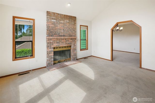 7217 67th Place NE, Marysville, WA 98270