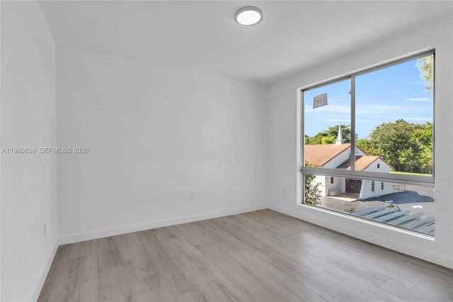 3204 Plaza Street, Miami, FL 33133