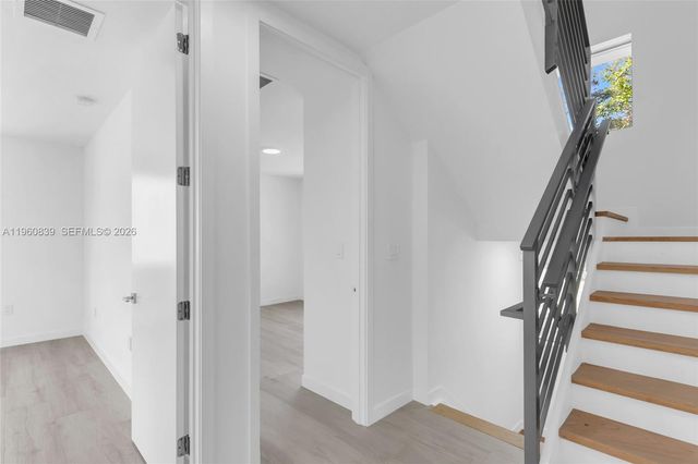 3204 Plaza Street, Miami, FL 33133
