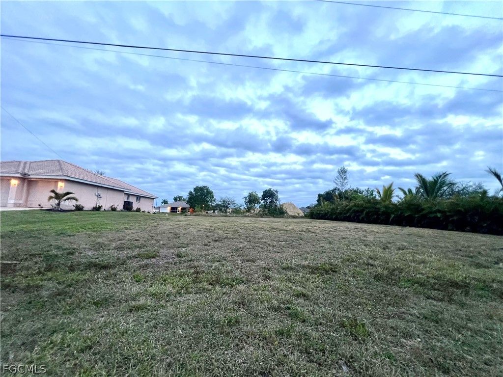 1903 NE 10th AVE, Cape Coral, FL 33909