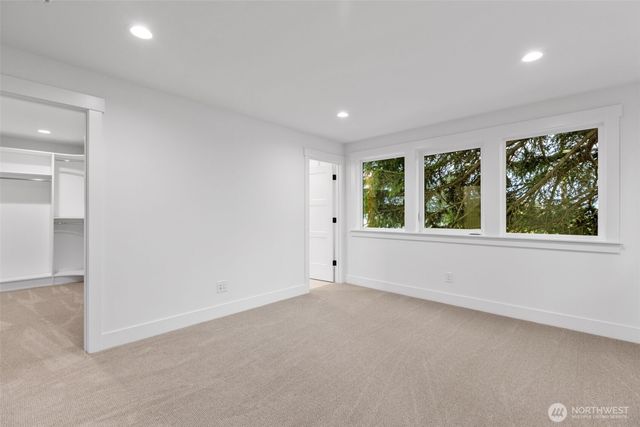 11054 2nd Avenue NW, Seattle, WA 98177