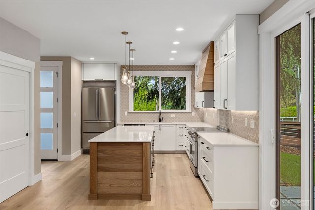 11054 2nd Avenue NW, Seattle, WA 98177
