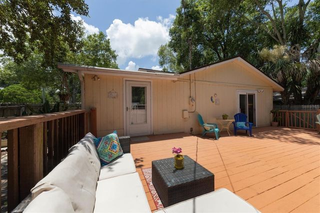 900 BEVERLY AVENUE, Largo, FL 33770