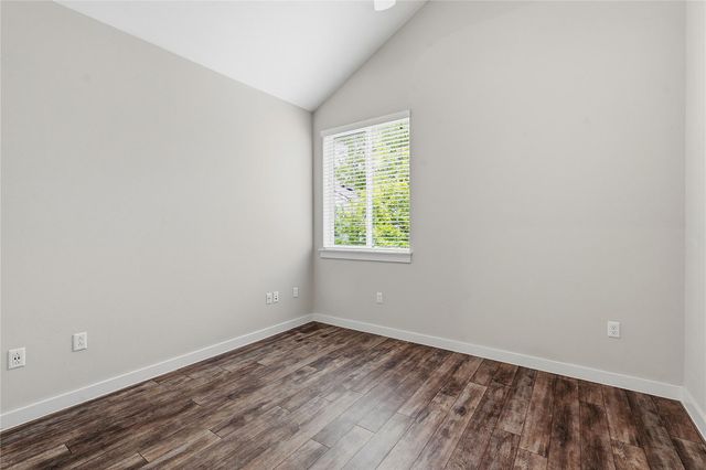 801 N Bluff DR 33, Austin, TX 78745