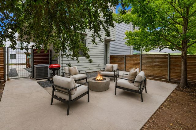 801 N Bluff DR 33, Austin, TX 78745