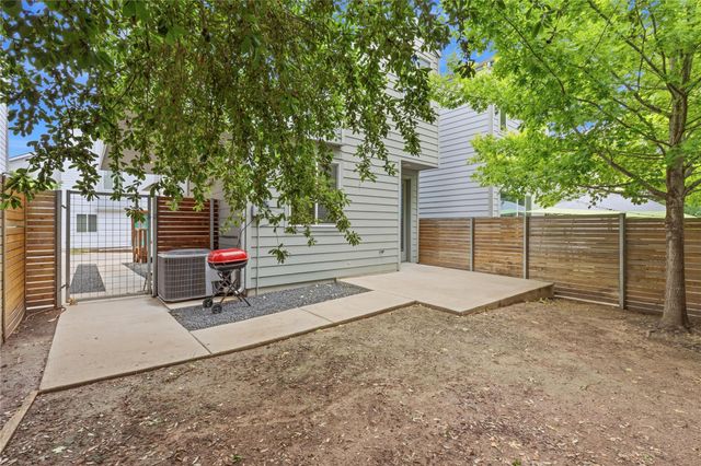 801 N Bluff DR 33, Austin, TX 78745