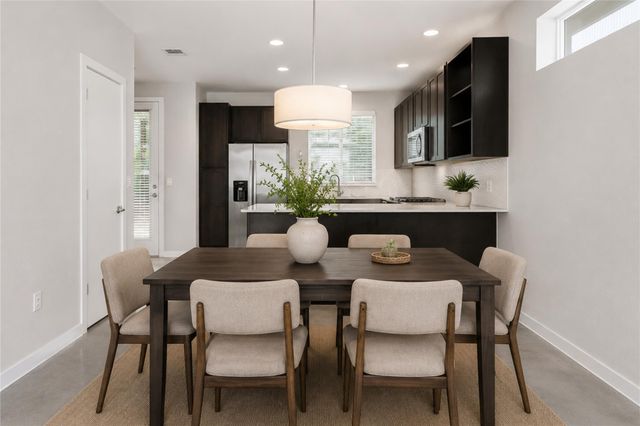 801 N Bluff DR 33, Austin, TX 78745