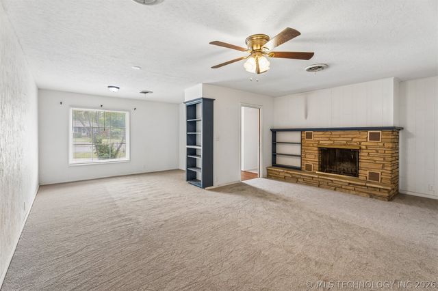 4507 E Frank Phillips Boulevard, Bartlesville, OK 74006