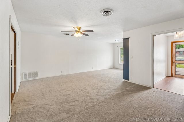 4507 E Frank Phillips Boulevard, Bartlesville, OK 74006